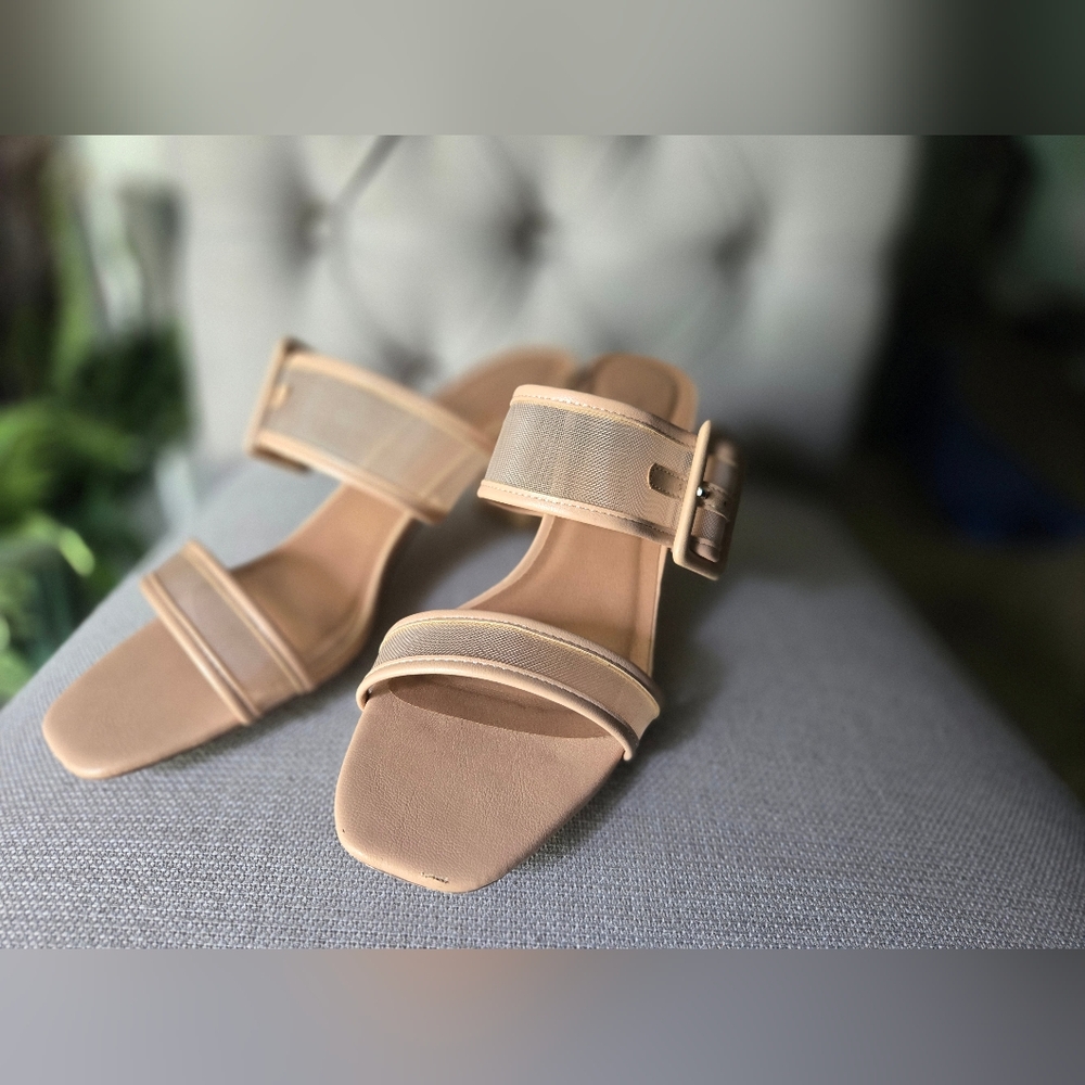 CHINESE‎ LAUNDRY NUDE Women's Sandals